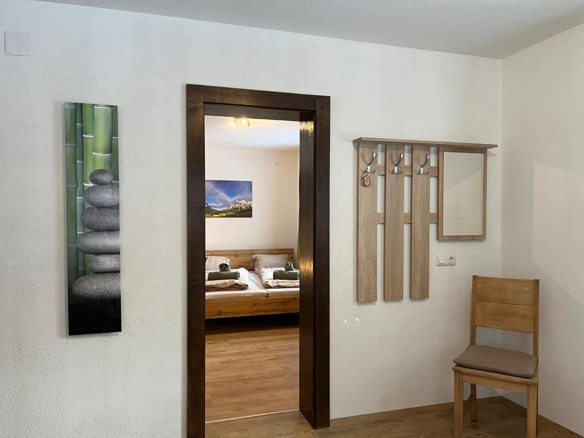 Ferienwohnung Wetterstein Лермос Екстер'єр фото